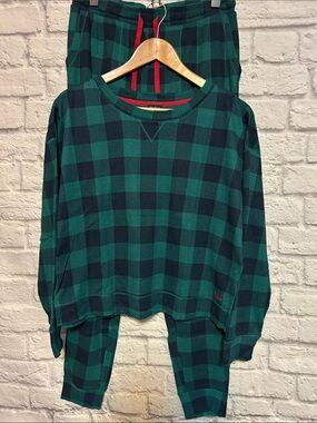 Gap Body Green and Black Buffalo Plaid Lounge Set